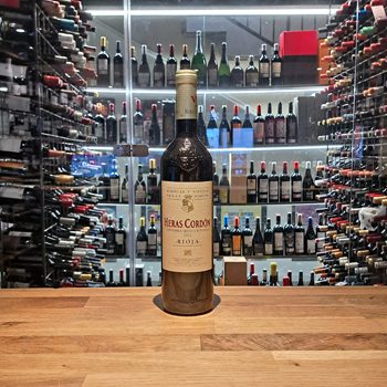 Cata Bodegas Heras Cordón | La Tavina Bar - Restaurante 20260519_194458
